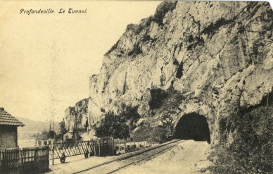 LUSTIN LE TUNNEL.jpg